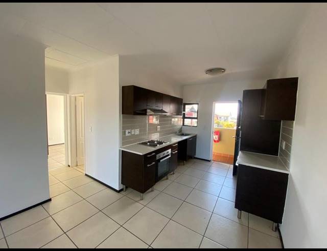 2 BEDROOM APARTMENT FOR SALE IN NOORDWYK